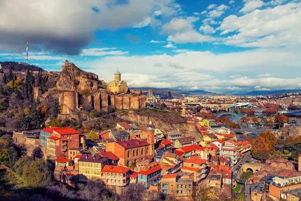 15 dni w Tbilisi